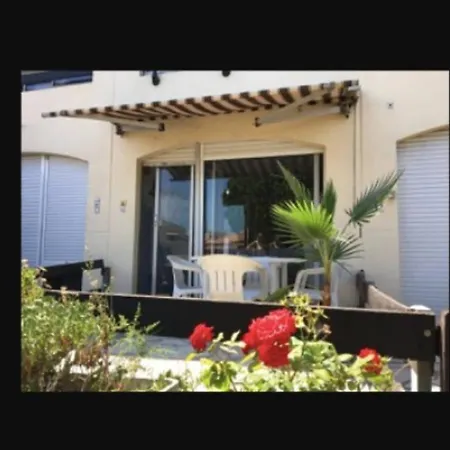Pleasant Studio In The Center Of Cap D'agde Apartment *